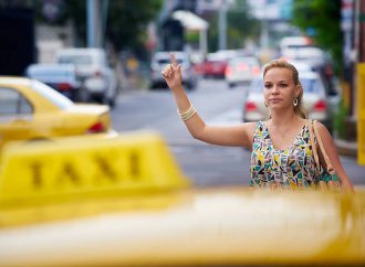 Wpływ nowych modeli płatności i technologii fintech na branżę taxi